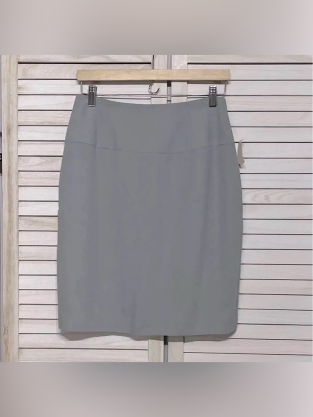 VTG (1990’s) NWT Tahari Wool Pencil Skirt Size 8